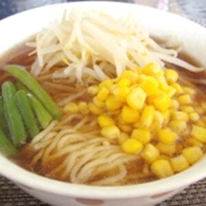 もやしたっぷり～塩ラーメン